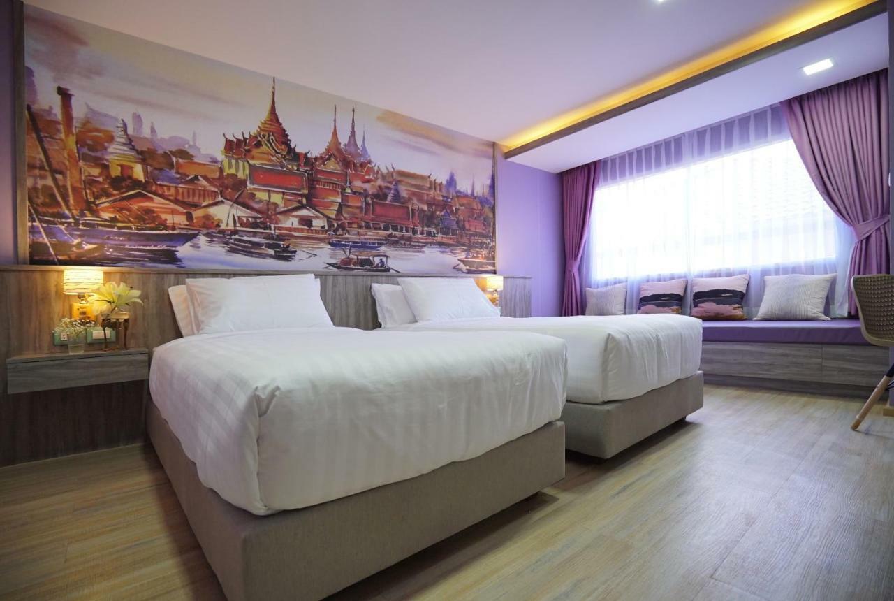 The Qube Fifty Hotel Bangkok Room photo