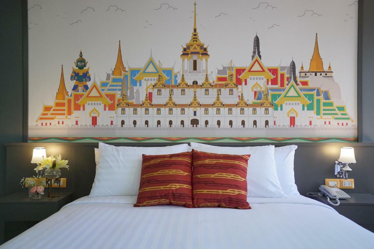 The Qube Fifty Hotel Bangkok Exterior photo